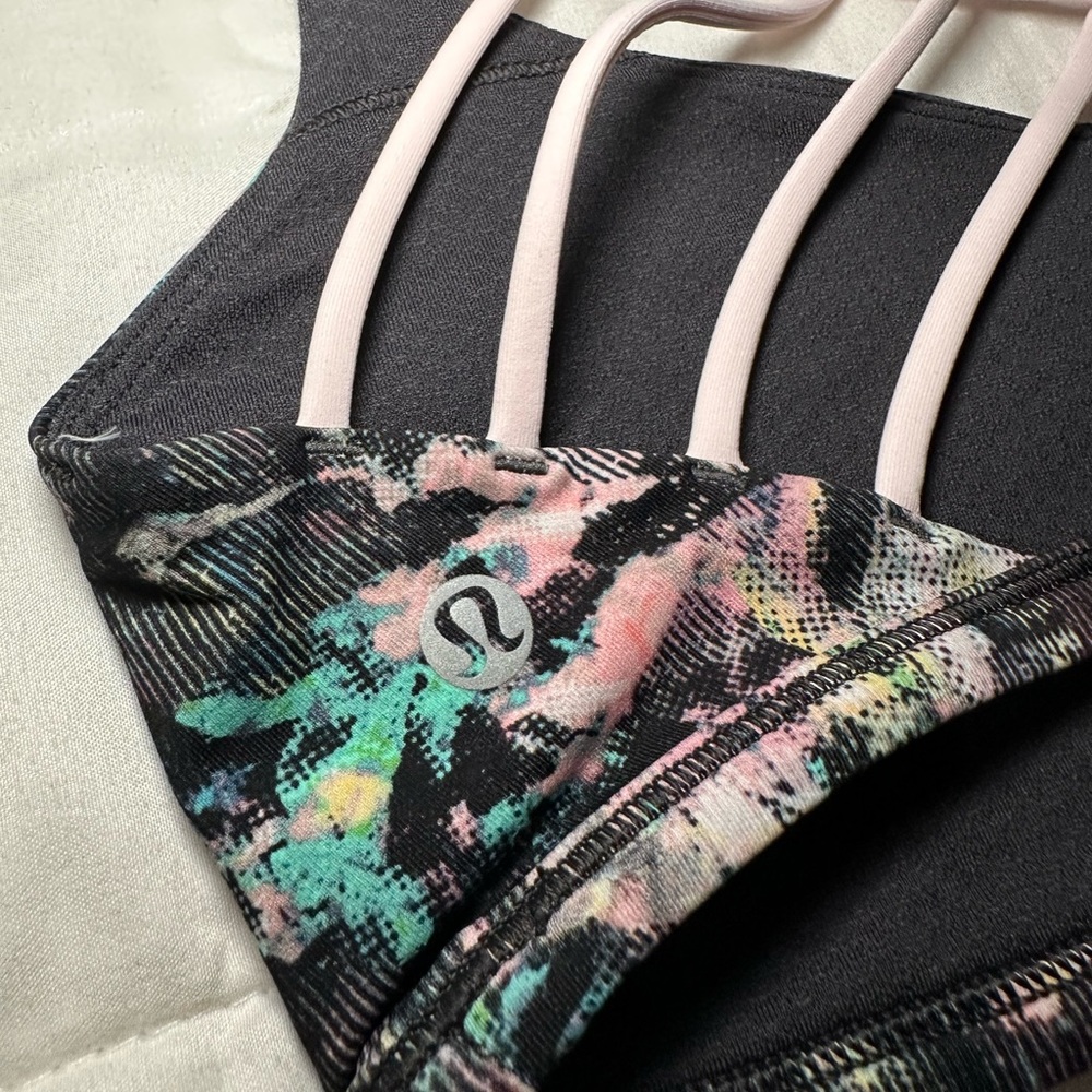 Lululemon sportsbra